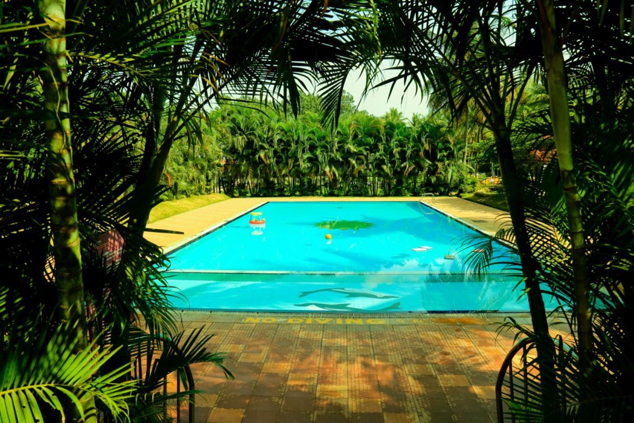 Royal Orchid Resort & Convention Centre, Yelahanka Бангалор Екстериор снимка